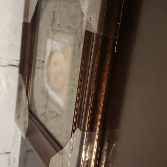 Antique style photo frame - Picture 3 of 3